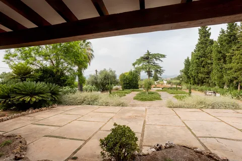 House 295 m² in Bétera