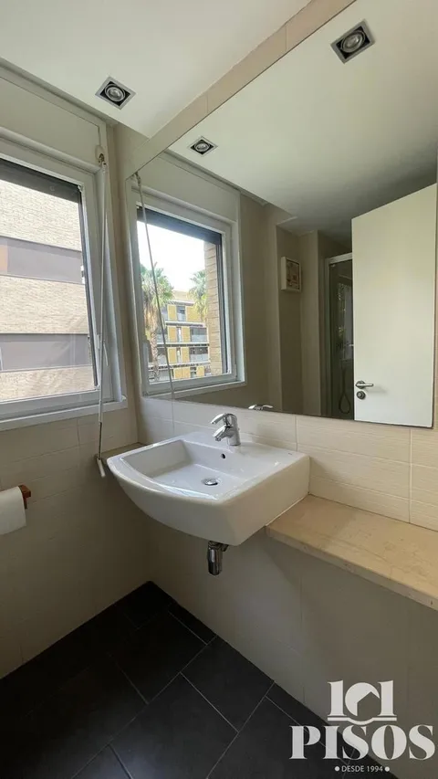 Pis de 121 m² a Sant Cugat del Vallès