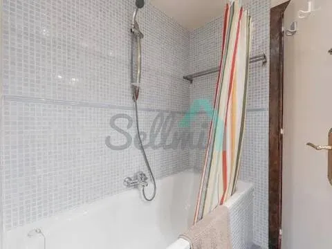 Pis de 64 m² a Oviedo