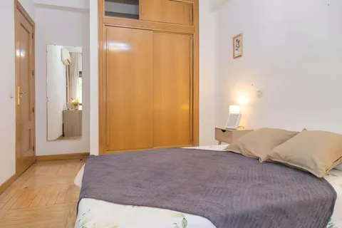 Zimmer zur Miete, Madrid (2/19)