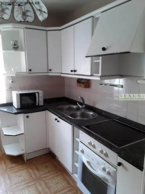 Pis de 90 m² a Cáceres (2/20)