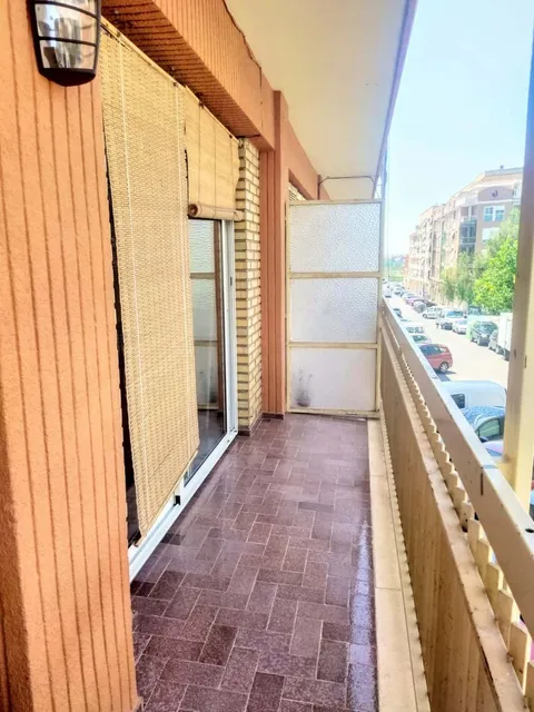 Habitació de lloguer, Paterna