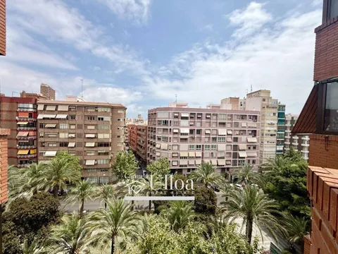 Pis de 121 m² a Alacant