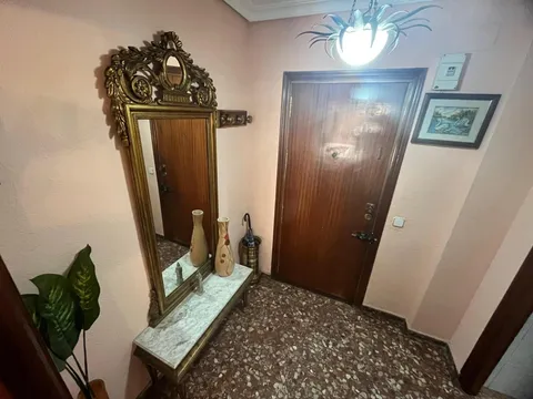 Wohnung 98 m² in Sevilla