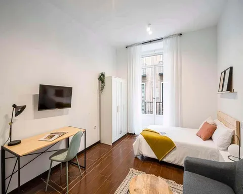 Room for rent, Madrid