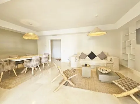 Wohnung 131 m² in San Roque