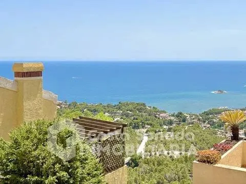House 150 m² in Altea