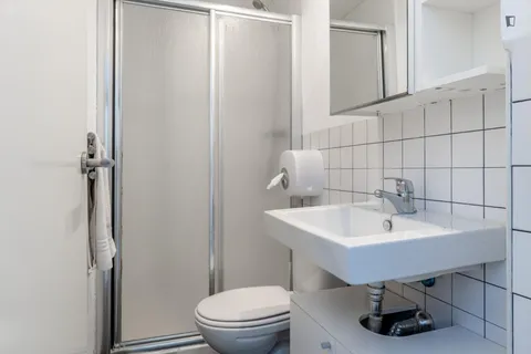 Room for rent, Granada
