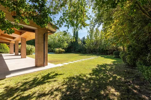 Pis de 800 m² a Pozuelo de Alarcón