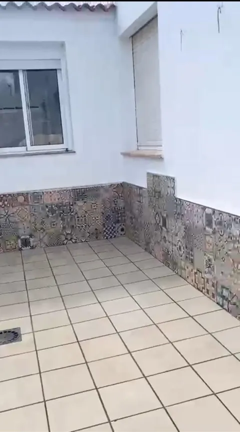 Flat 140 m² in Beas