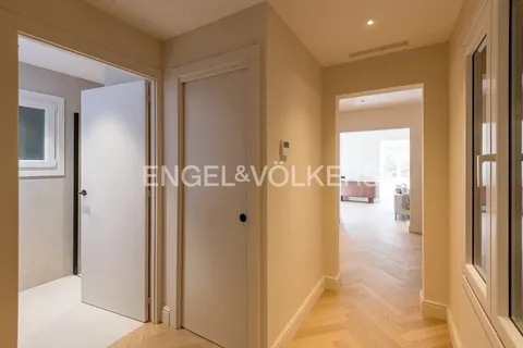 Wohnung 147 m² in Barcelona