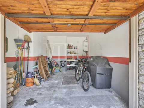Casa de 230 m² en Prats i Sansor