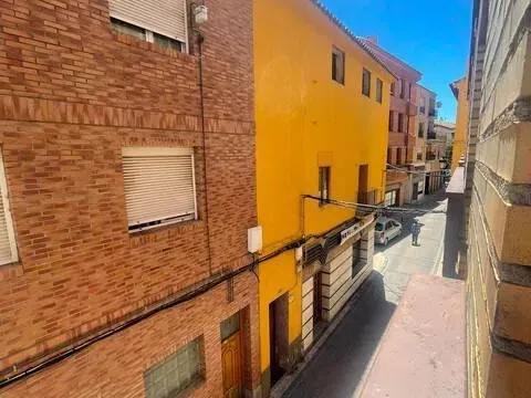Apartamento 90 m² em La Almunia de Doña Godina