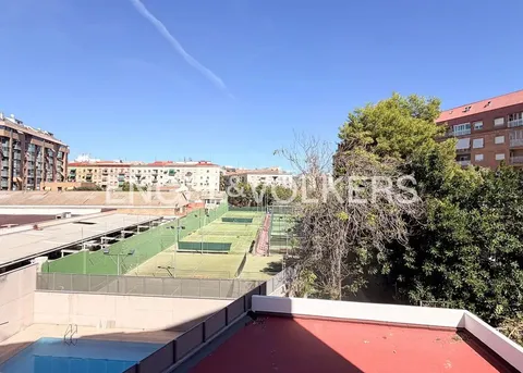 Appartamento 118 m² a Valencia