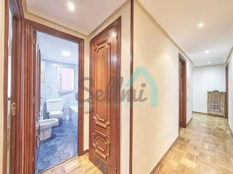 Pis de 82 m² a Oviedo