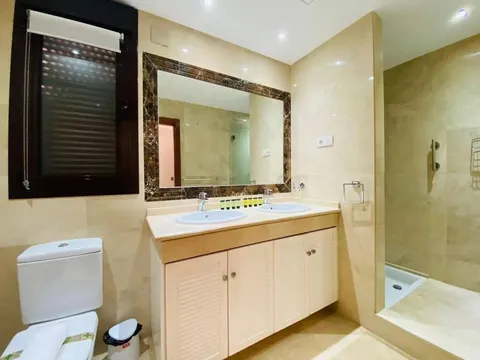 Casa de 200 m² a Estepona