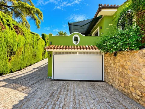 Casa de 1076 m² a Còrdova