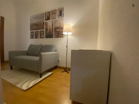 Room for rent, Madrid