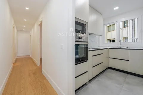 Appartement 160 m² à Madrid