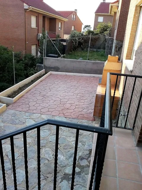 House 220 m² in Pedrezuela
