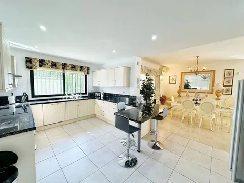 Casa 450 m² a Estepona