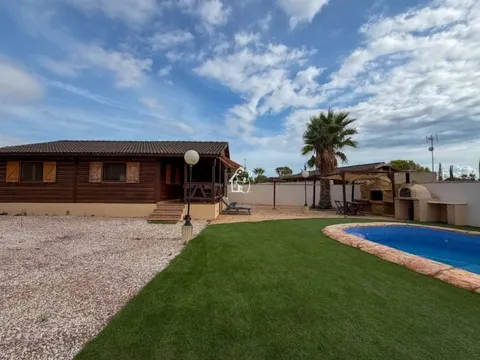Casa de 80 m² a Oriola