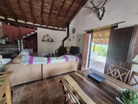Квартира 225 м² в Jubrique