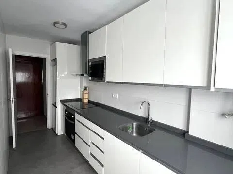 Flat 88 m² in Seville