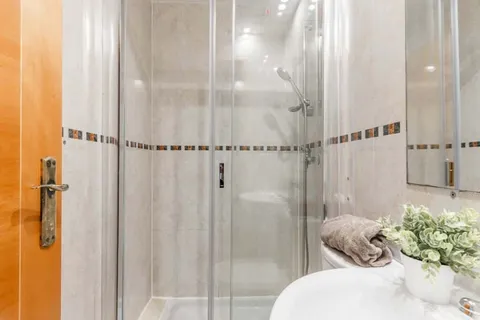 Zimmer zur Miete, Madrid