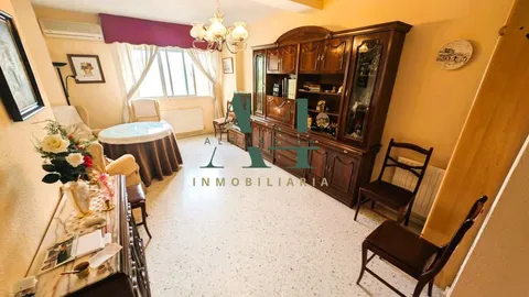 Appartamento 64 m² a Cáceres