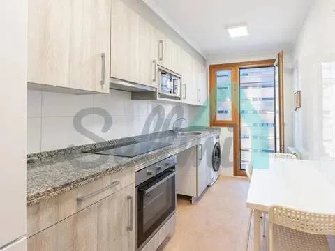 Pis de 82 m² a Oviedo