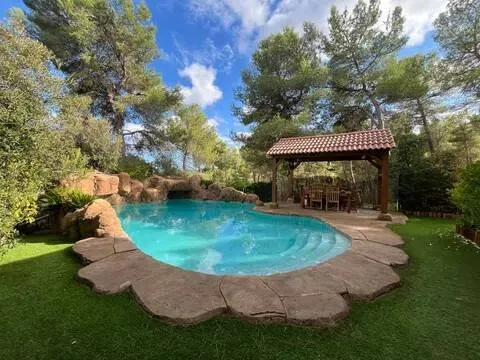 Casa de 405 m² a Begues