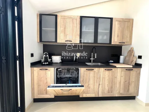 Casa de 180 m² a Santa Eulària des Riu (2/61)