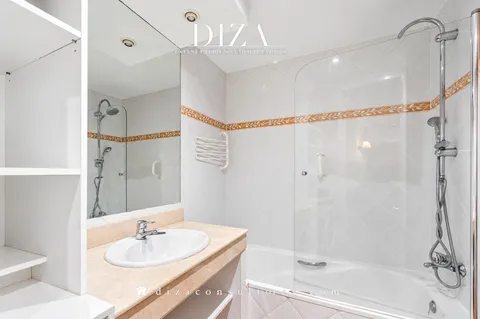 Pis de 107 m² a Madrid