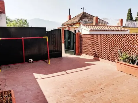 Flat 185 m² in Huétor Vega