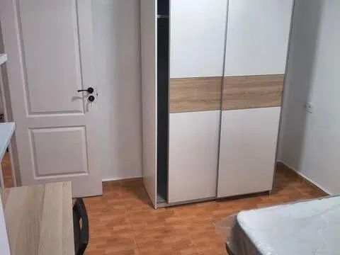 Chambre 86 m², San Juan de Aznalfarache