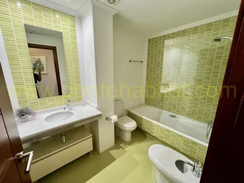 Pis de 170 m² a Pontevedra