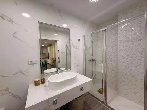Pis de 75 m² a Còrdova