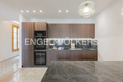 Wohnung 228 m² in Barcelona