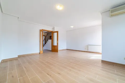 Pis de 303 m² a Leganès