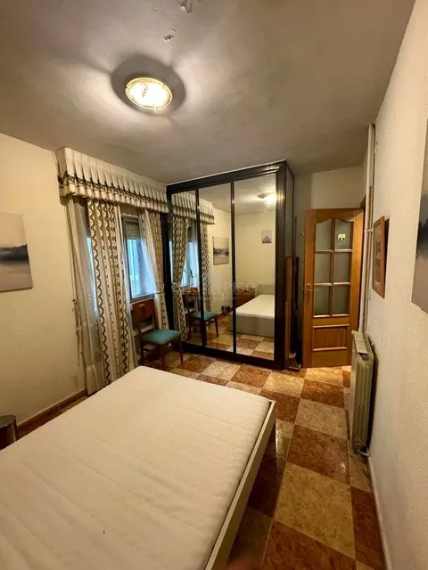 Chambre à louer, Madrid (2/6)