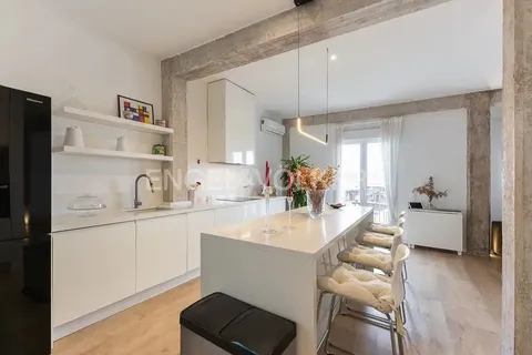 Appartamento 101 m² a Valencia