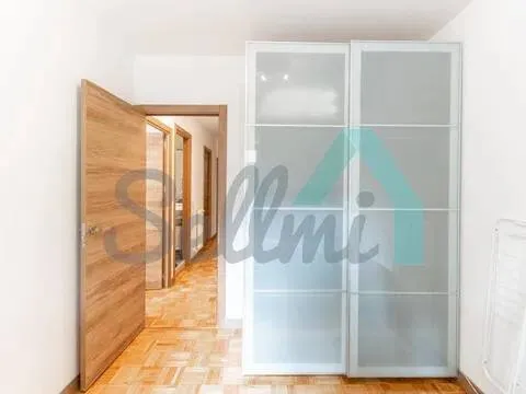 Pis de 95 m² a Oviedo