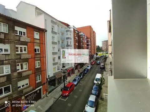 Pis de 80 m² a Oviedo