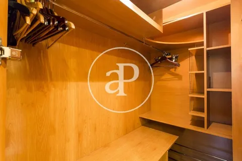 Wohnung 110 m² in Valencia