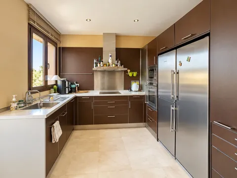 Appartement 330 m² à Luque
