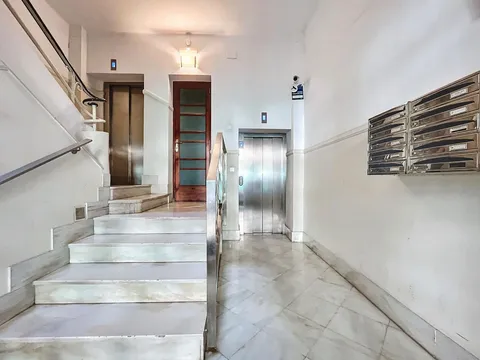 Pis de 189 m² a València