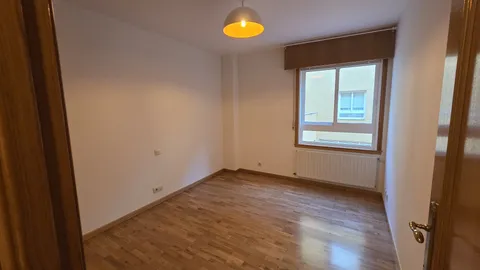 Wohnung 150 m² in Oleiros