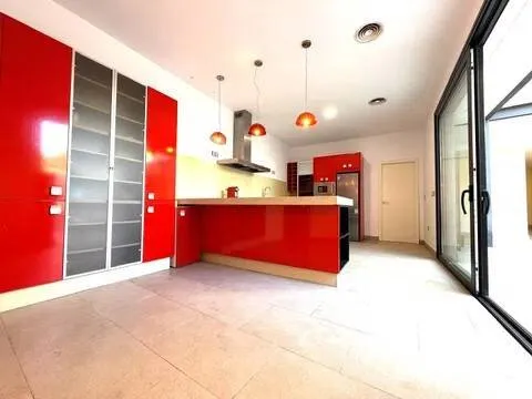 Appartamento 250 m² a Castilleja de la Cuesta