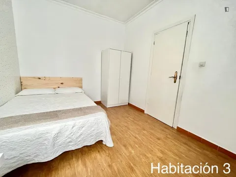 Habitació de lloguer, Santiponce